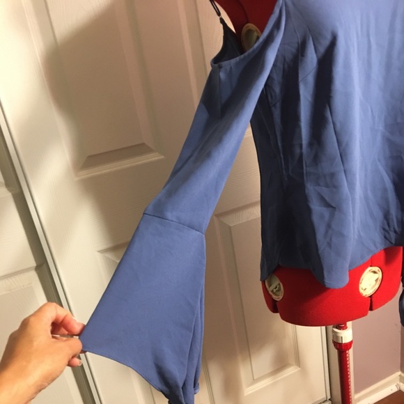 💖🌺Bcbg Maxazria blouse🌺🌸💗 - Picture 2 of 7